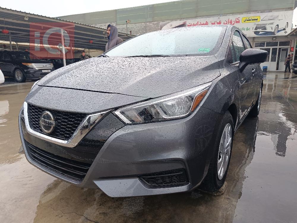 Nissan Versa